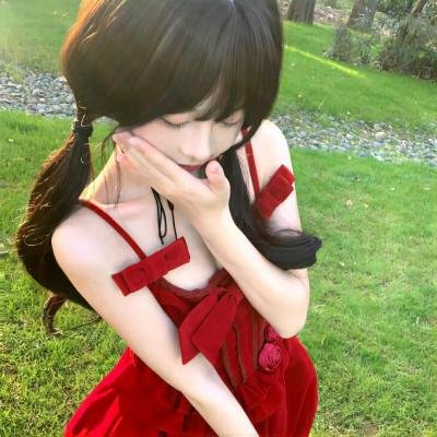 春花娇美可人儿